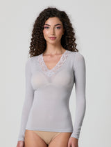 Jadea 4529 maglia perla in modal e cashmere con scollo a v in pizzo