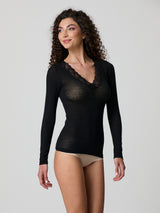 Jadea 4529 maglia nera in modal e cashmere con scollo a v in pizzo