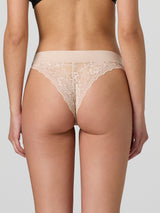 Brasiliana taglio laser con pizzo