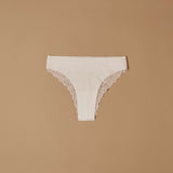 Brasiliana taglio laser con pizzo