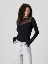 Maglia scollo dritto sottogiacca in pizzo