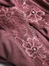 Jadea 4529 maglia in modal e cashmere con scollo a V in pizzo cameo