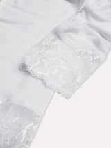 Jadea 4649 maglia in modal e cashmere con polsini in pizzo bianco