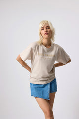Jadea 4759 t-shirt oversize 100% cotone con stampa frontale colore beige