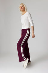 Jadea 4874 pantalone sportivo in scuba crepe con bande laterali brodeaux 
