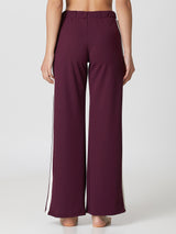 Jadea 4874 pantalone sportivo in scuba crepe con bande laterali brodeaux 
