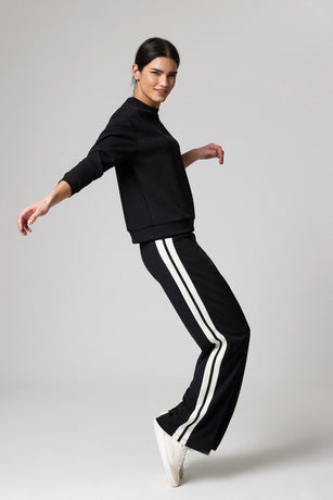 Jadea 4874 pantalone sportivo in scuba crepe con bande laterali nero  
